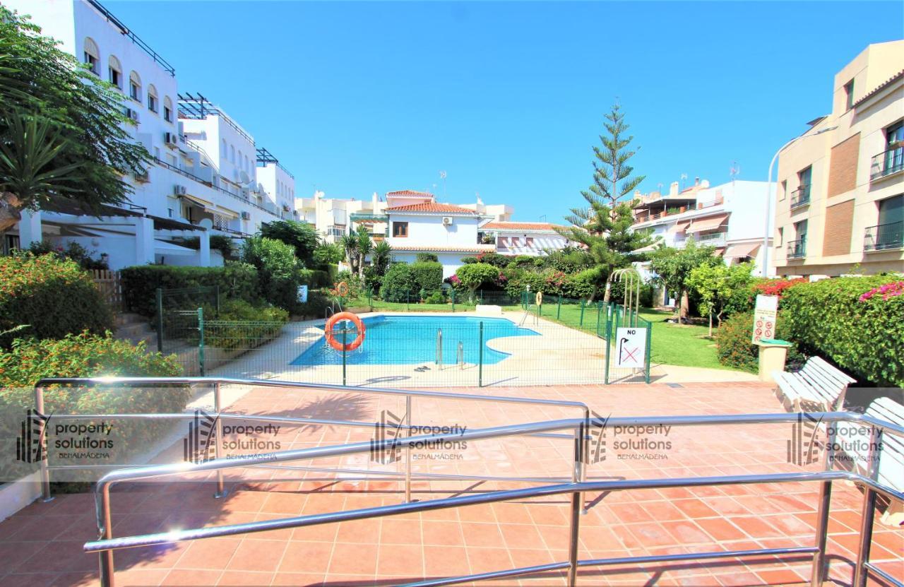 Carihuela Playa - 2ª Linea De Playa - Piscina - Parking Gratis Apartman Torremolinos Kültér fotó