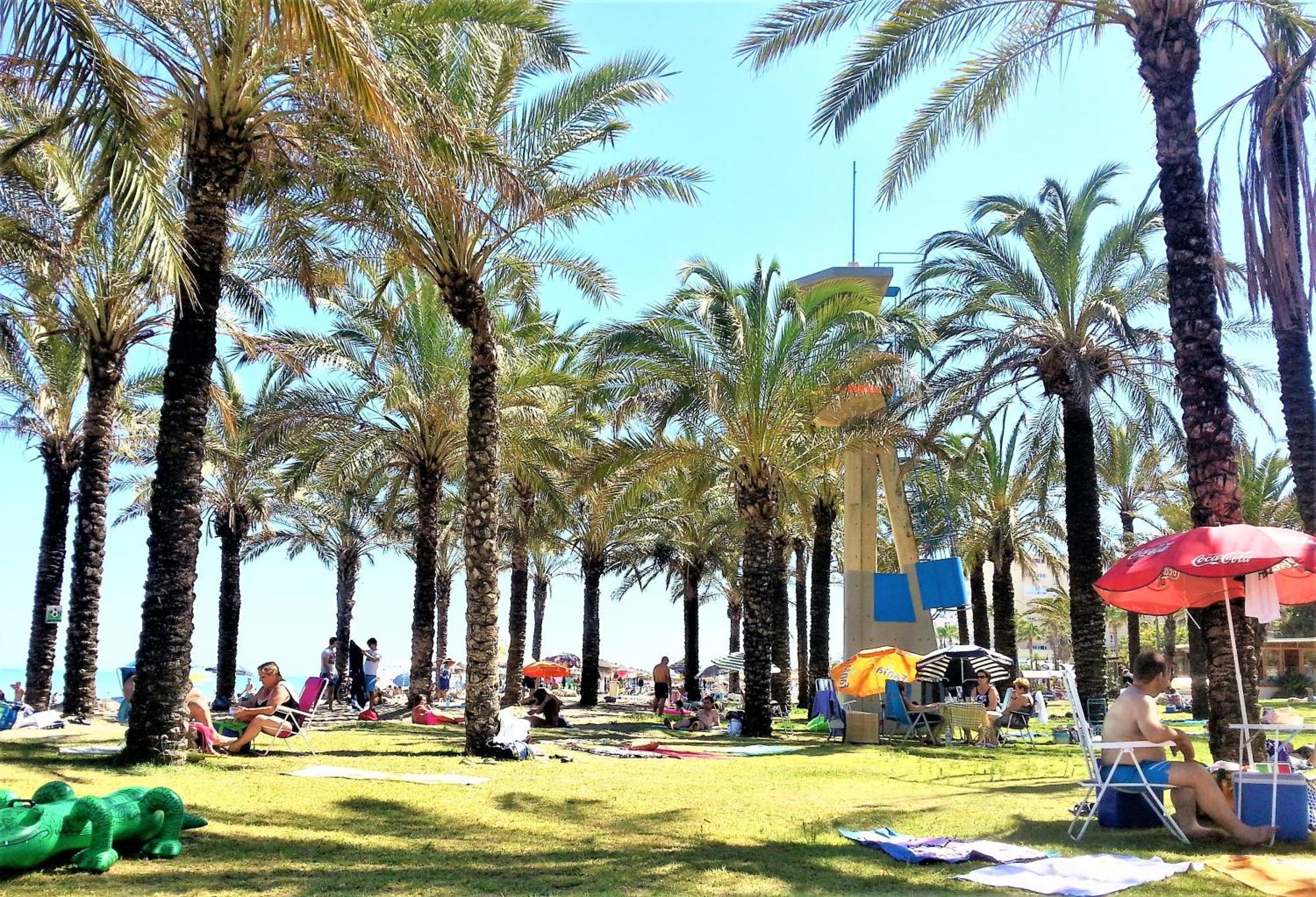 Carihuela Playa - 2ª Linea De Playa - Piscina - Parking Gratis Apartman Torremolinos Kültér fotó